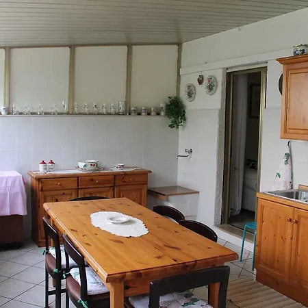 Casa Schiusa بيت للعطل *